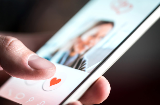 8 Dating apps in Phoenix that will make your love life easier